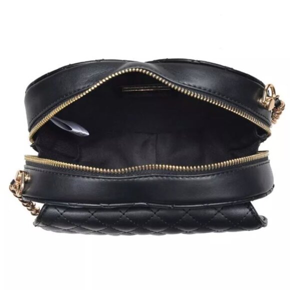 🖤 Chanel Inspired Heart Black Bag w/ Gold Chain - Picture 7 of 8